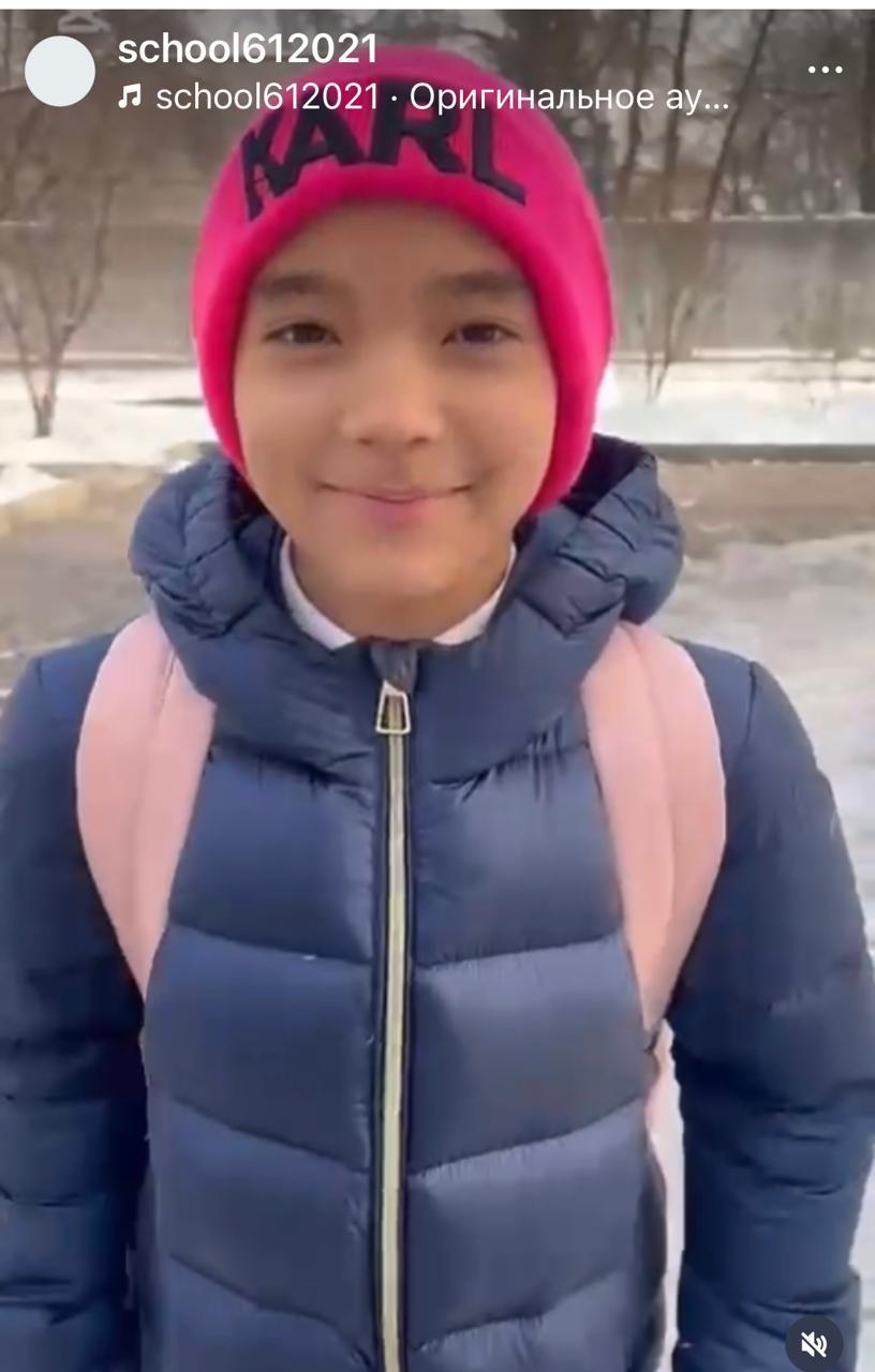 челлендж «Анашым бас киім кидім»