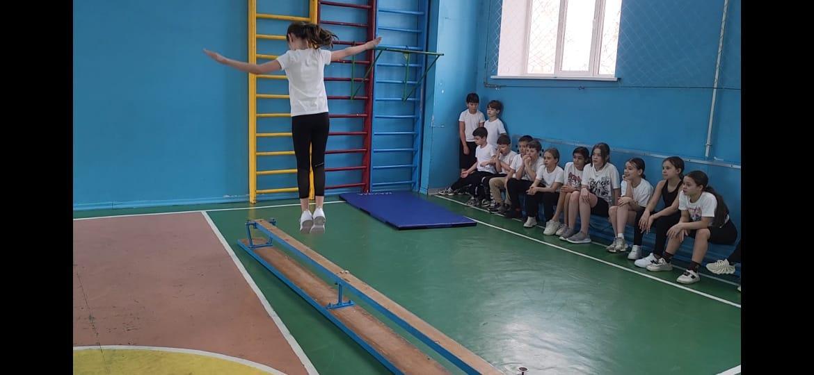 "Күш пен рақым " спорттық мерекесі. Спортивный праздник "Сила и грация