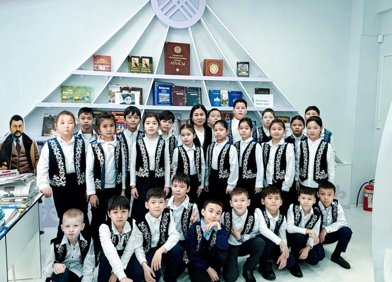 "Кітапханаға кітап сыйла" жобасы