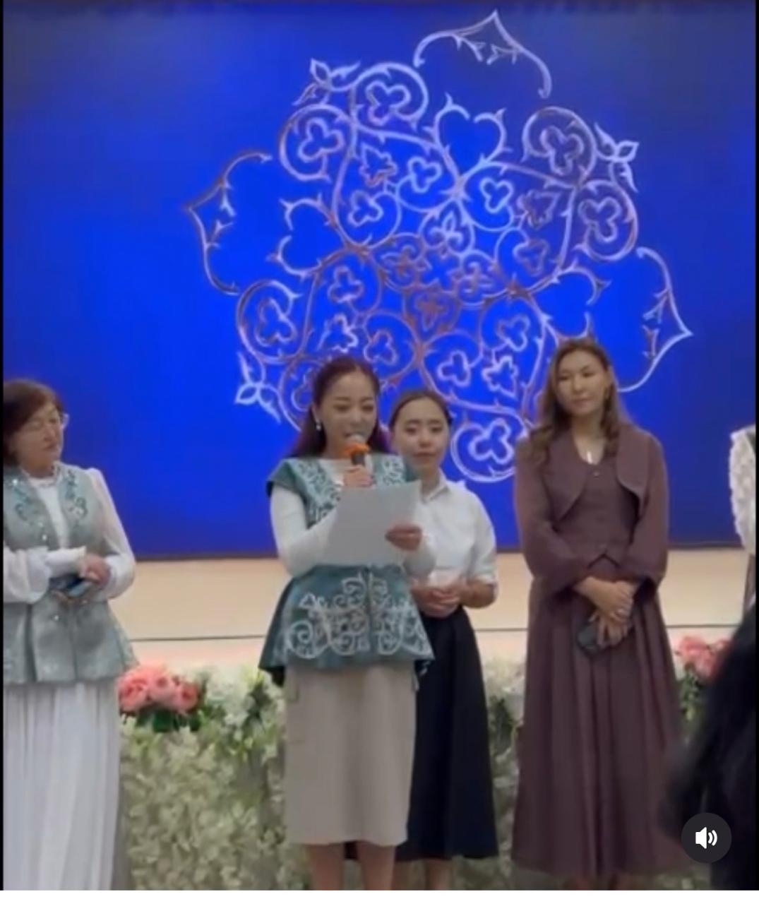 "Абай-данышпан, Абай-қазақтар арасында ерекше"