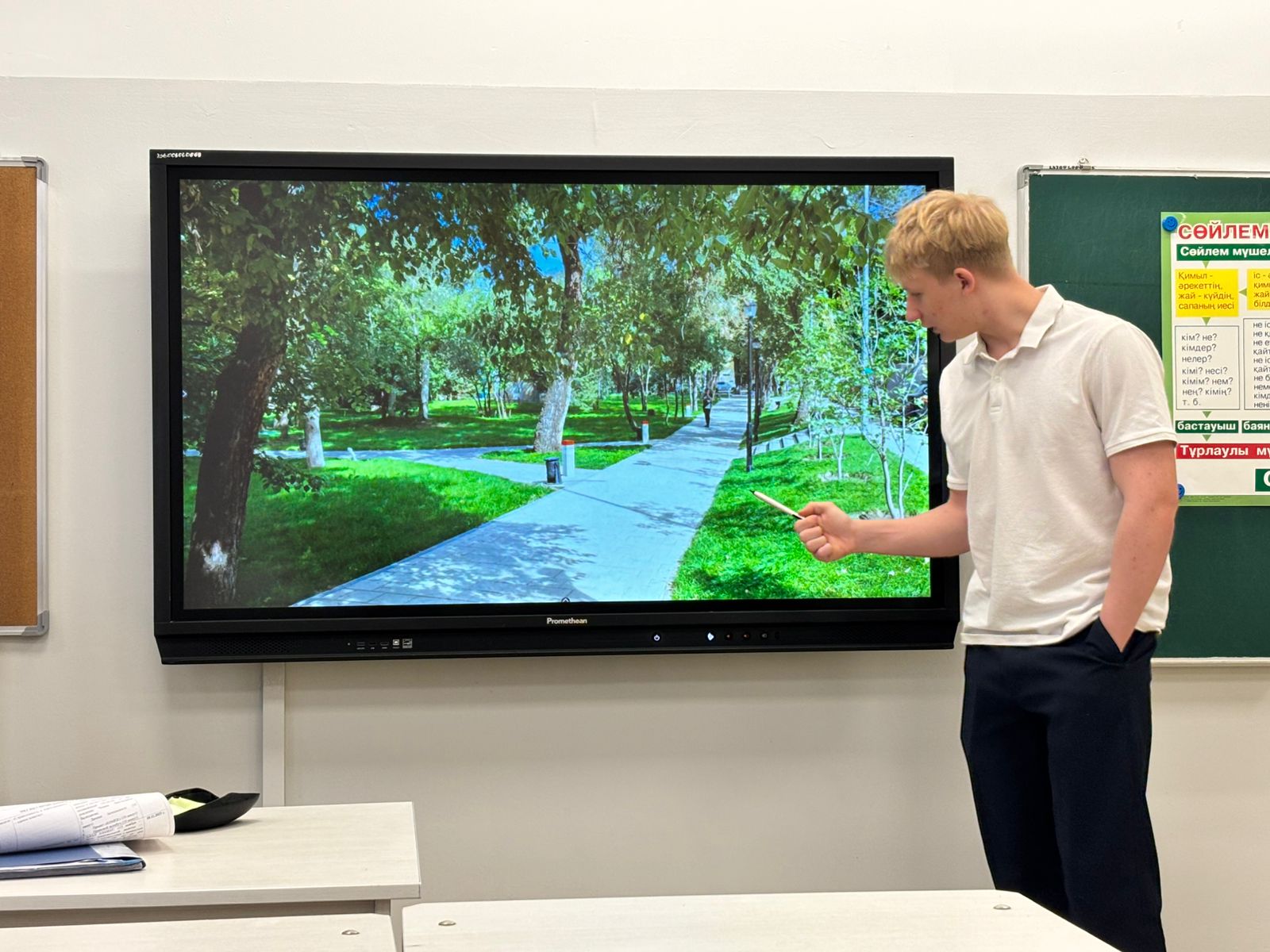 "Балалар кітапханасы" жобасы және "Адал Азамат"