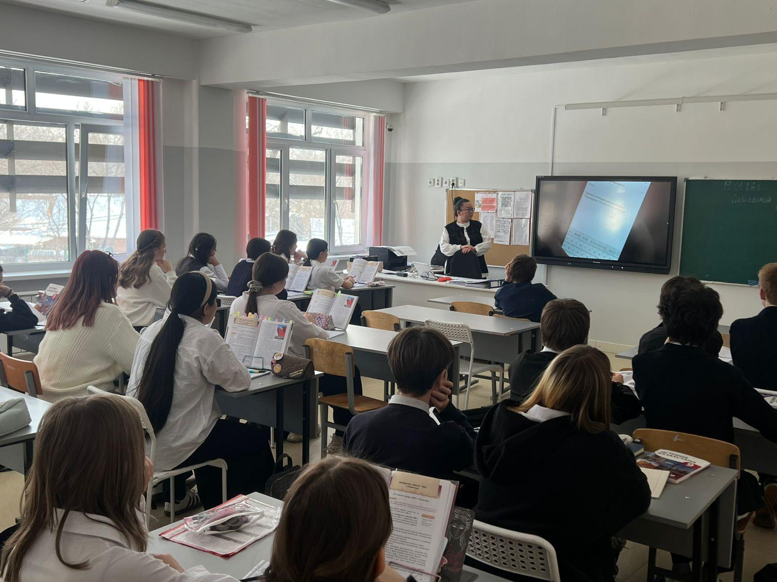 Некеге мәжбүрлеу, сталкинг