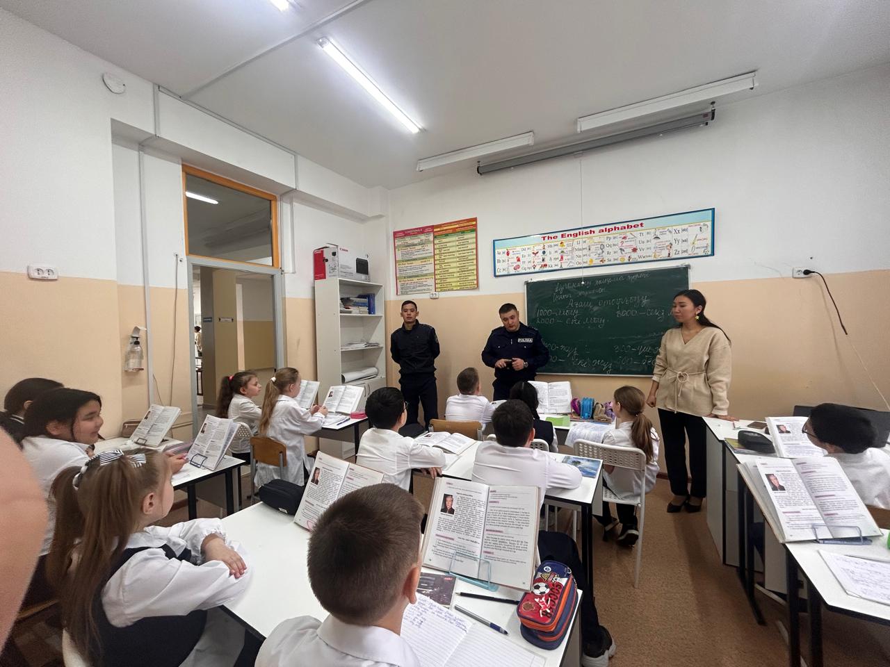 "Жасөспірім" жедел-алдын алу іс-шарасы аясында профилактика"