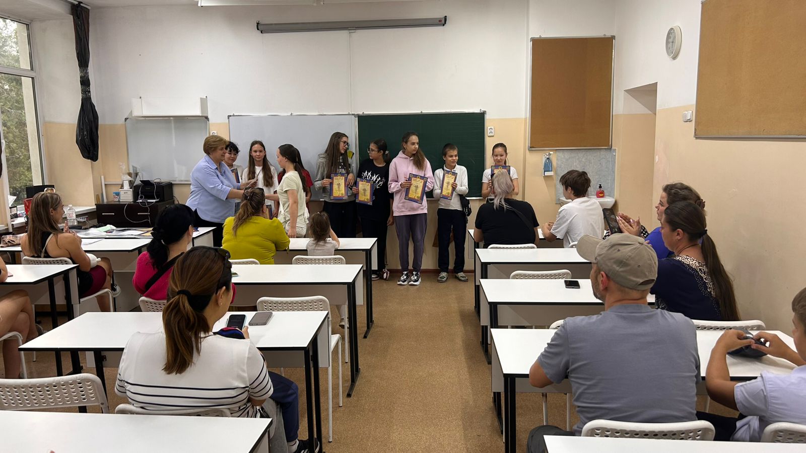 4-тоқсан қорытындысы бойынша ата-аналар жиналысы. Родительское собрание по итогам 4 четверти